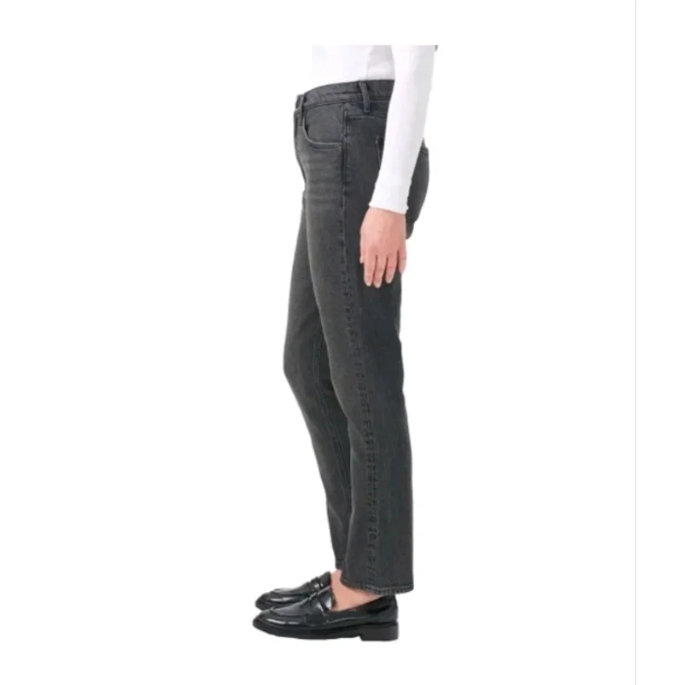 Kirkland Signature Women's High-Rise Straight Leg Jean Black Wash